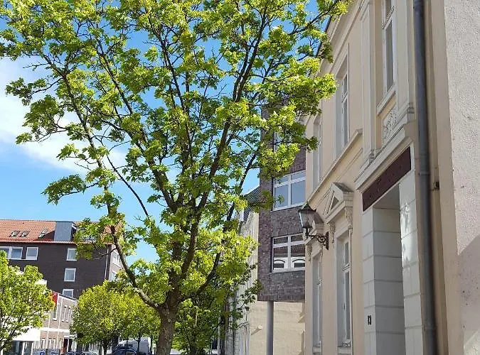 Harmsstrasse 13 *
